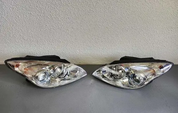 Hyundai i30 Headlights/headlamps set 103419012367