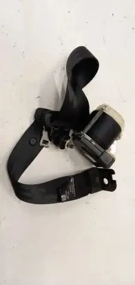 Jaguar XJ X351 Middle seatbelt (rear) AW93600A38