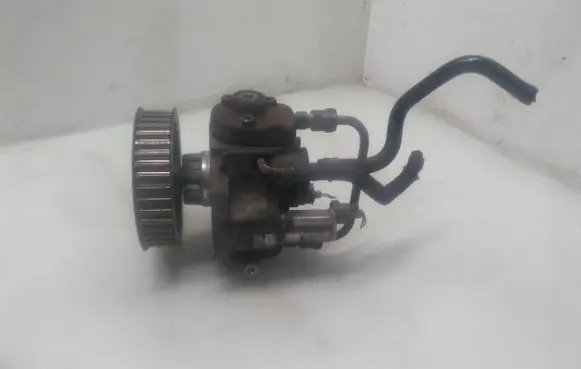 Toyota Avensis T250 Fuel injection high pressure pump 221000G010