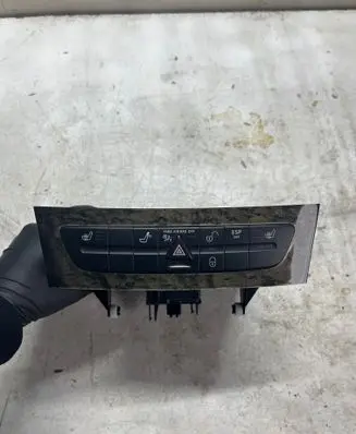 Mercedes-Benz E W211 Dashboard storage box/compartment A2116800552
