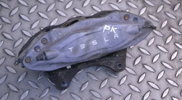 Tesla Model S Front brake caliper 104263900D
