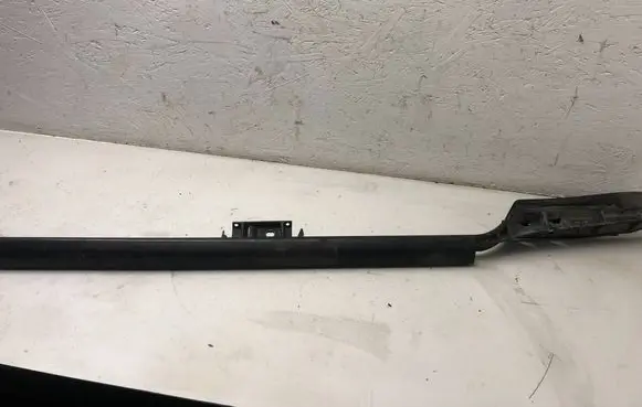 Toyota Land Cruiser (J120) Roof bar rail