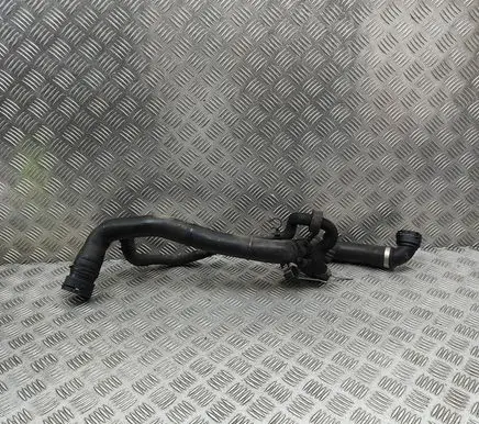 Land Rover Range Rover Sport L494 Engine coolant pipe/hose CPLA8286DB