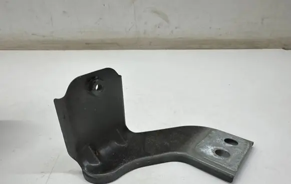 Maserati Grecale Fender mounting bracket C9074322