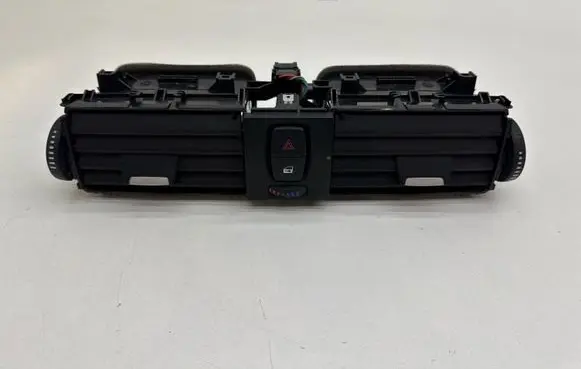 BMW 4 F32 F33 Dash center air vent grill 921855215
