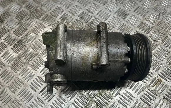 Ford Focus Air conditioning (A/C) compressor (pump) AV61-19D629-CA