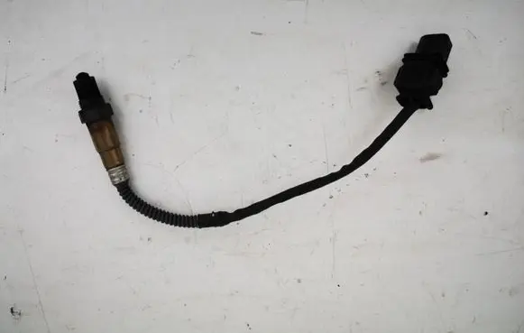 Volvo S80 Lambda probe sensor 1928404687 30751138 258017107