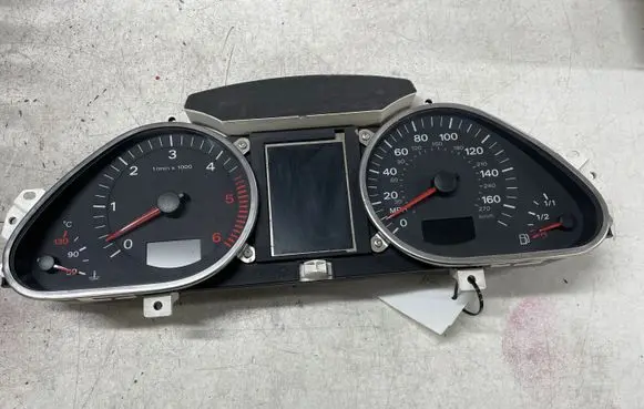 Audi A6 S6 C6 4F Speedometer (instrument cluster) 4F0920982T 4F0910930C 5540007312