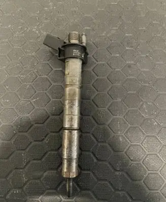 BMW 5 GT F07 Fuel injector 0445116 00660