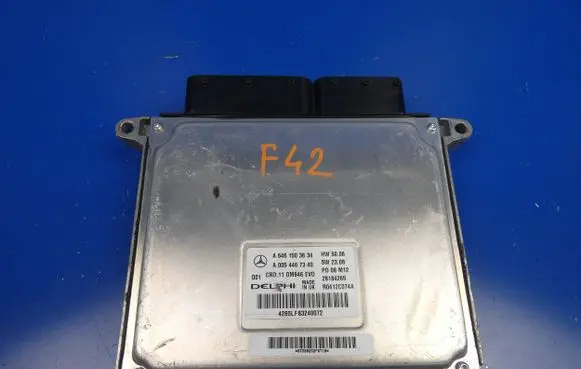 Mercedes-Benz C W204 Engine control unit/module A6461503634 28184265