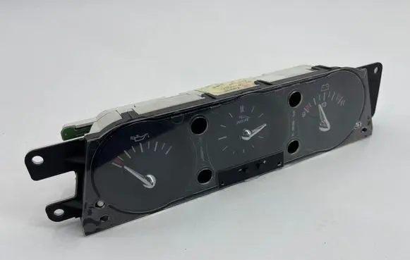 Jaguar XK8 - XKR Clock 