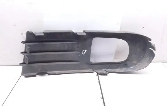 Volvo V50 Front fog light trim/grill 30655885