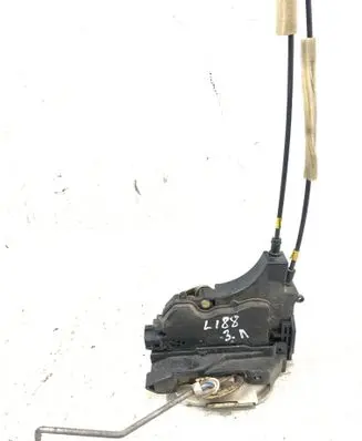 Mitsubishi Grandis Rear door lock