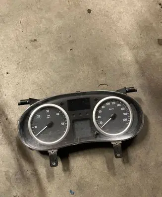 Opel Vivaro Speedometer (instrument cluster) P8200459068D