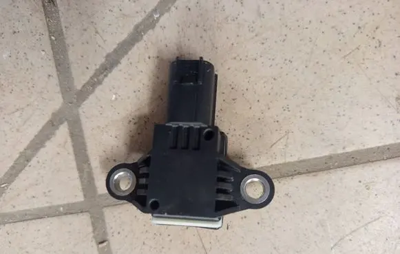 Hyundai Tucson TL Airbag deployment crash/impact sensor 624944200 95920B1050 09122018