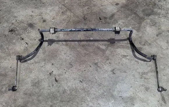Nissan NV300 Front anti-roll bar/sway bar 