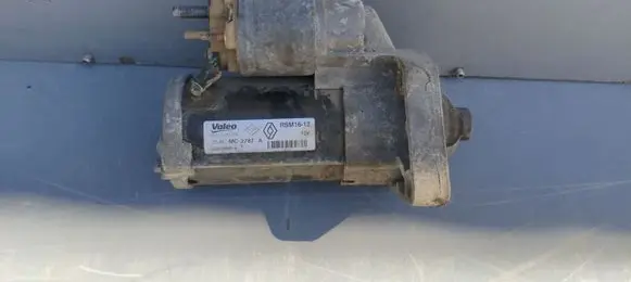 Renault Trafic III (X82) Starter motor 233002889R