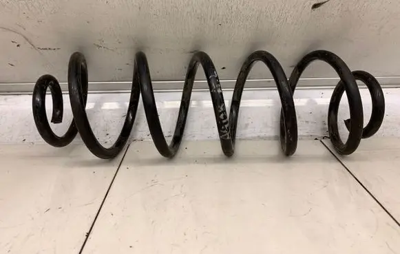 Audi A4 S4 B8 8K Rear coil spring