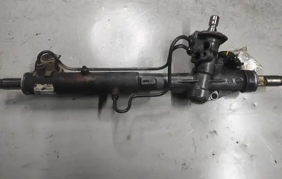 Ford Focus Steering rack 34011767