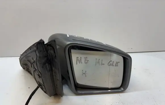 Mercedes-Benz GL X166 Front door electric wing mirror A1668106116
