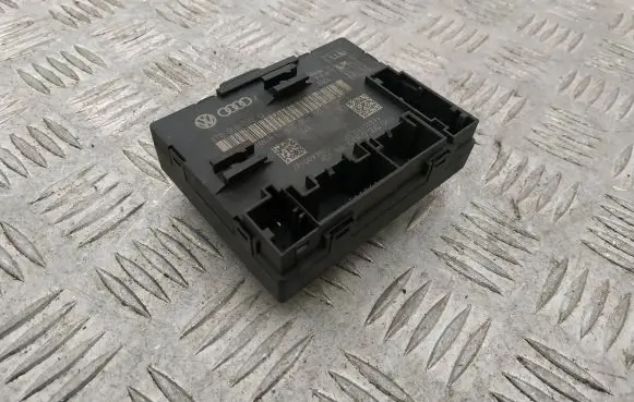 Audi A4 S4 B8 8K Door control unit/module 8T0959792H