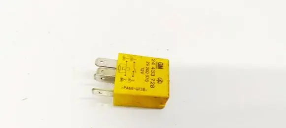 Opel Zafira A Other relay 24433728