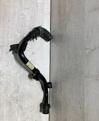 Audi A4 S4 B9 Engine coolant pipe/hose 04l122157bt