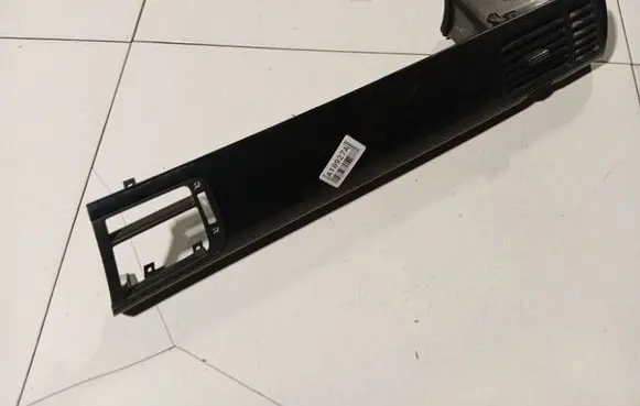 Honda FR-V Dash center air vent grill 77630SJDG020