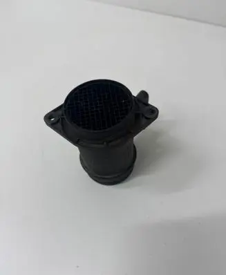 Volkswagen PASSAT B5 Mass air flow meter 0281002216 028906461