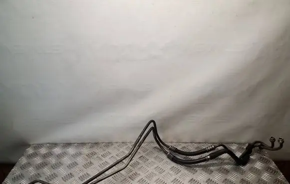 Jeep Grand Cherokee (WK) Gearbox oil cooler pipe/hose 