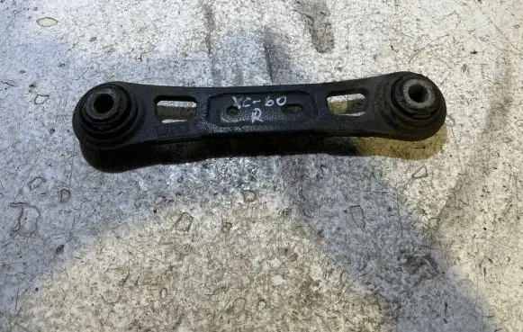 Volvo XC60 Rear control arm