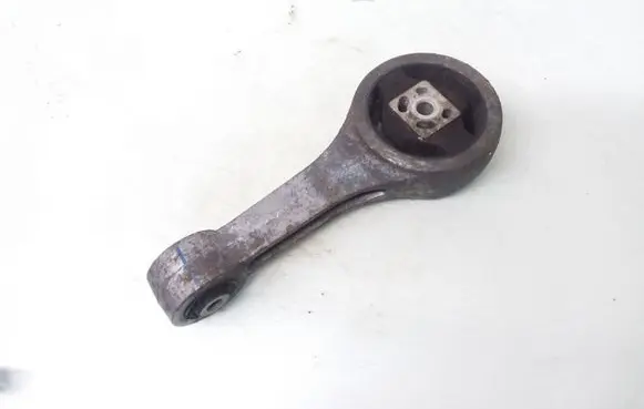 Skoda Fabia Mk1 (6Y) Engine mount bracket