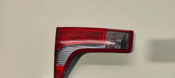Citroen C5 Tailgate rear/tail lights 89032711