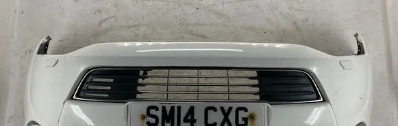 Mitsubishi Outlander Front bumper 6400D558ZZ
