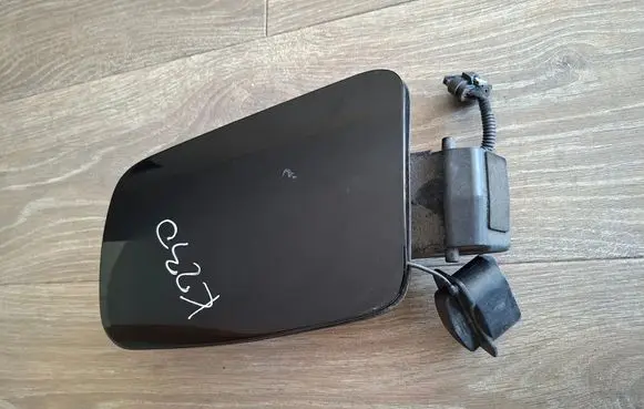 Citroen DS3 Fuel tank cap 9827409480