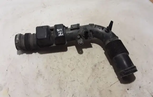 Volvo S90, V90 Air intake duct part 31657800
