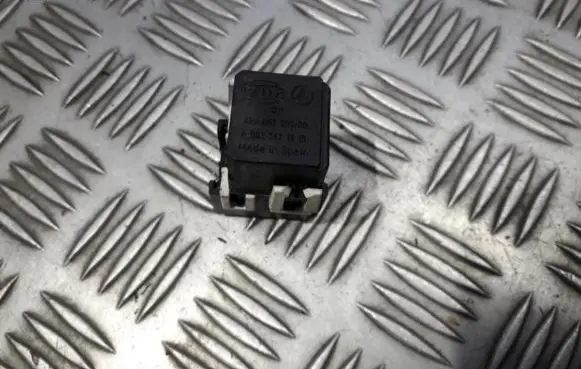 Mercedes-Benz C W202 Other relay a0025421319 4ra007791-00