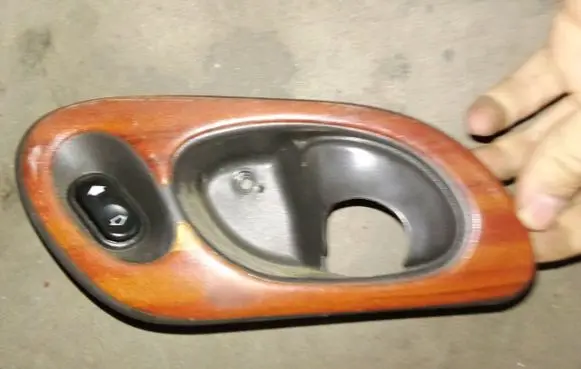 Ford Mondeo Mk III Loading door exterior handle/bracket xs71f2262071f22620
