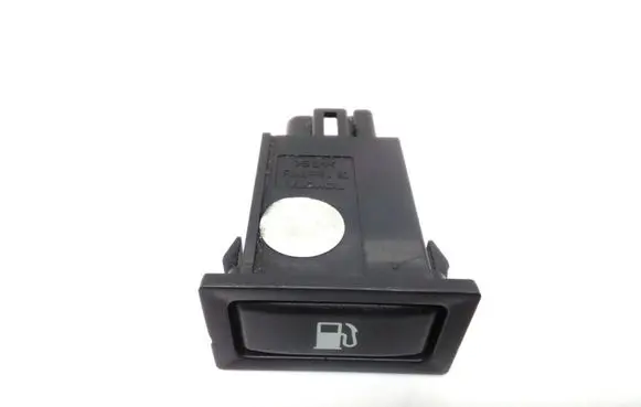 Toyota Avensis T250 Fuel tank opening switch 156795