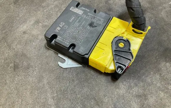 Volkswagen Golf VII Airbag control unit/module 5Q0959655B 050060339