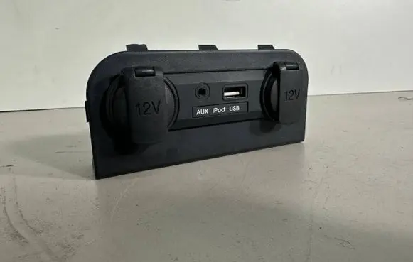 KIA Rio USB socket connector 1W000