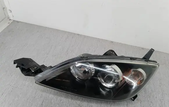 Mazda 3 I Headlight/headlamp 20-A860