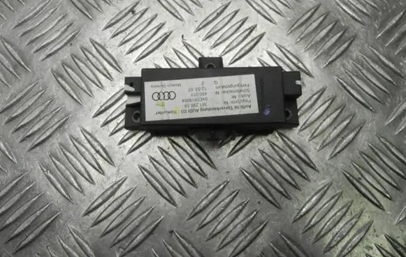 Audi A8 S8 D3 4E Door control unit/module 04E0919064 G3211