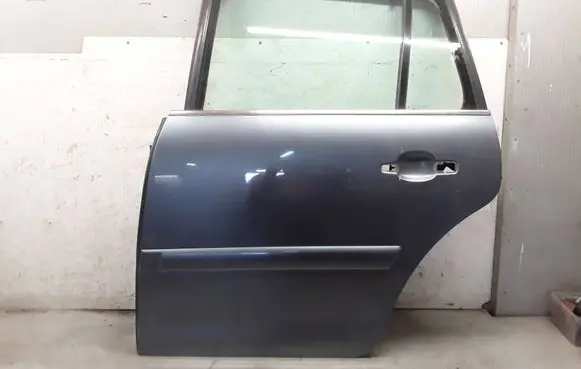 Citroen C4 I Picasso Rear door 