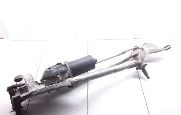 Nissan Primera Front wiper linkage and motor 28810AU310 1155603B