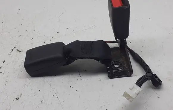 KIA Optima Middle seatbelt buckle (rear) 89830D4200