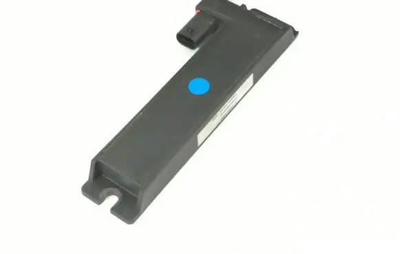 Tesla Model X Keyless system antenna 1043129-00-B