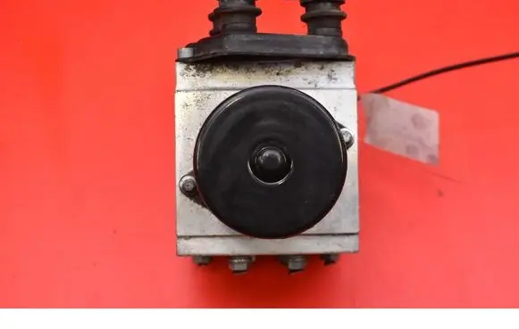 Volkswagen PASSAT B6 ABS Pump 3C0614095R