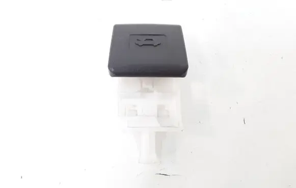 Toyota Corolla Verso AR10 Engine bonnet (hood) release handle