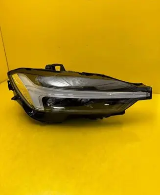 Volvo XC60 Headlight/headlamp 32420440